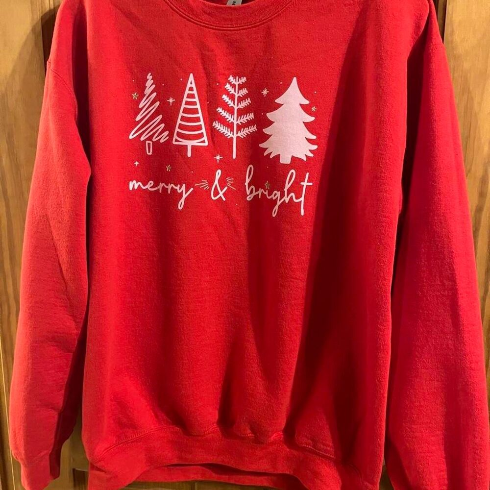 Gildan Women's Red Sweatshirt Size Medium